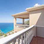 Villa Sea View 1 *